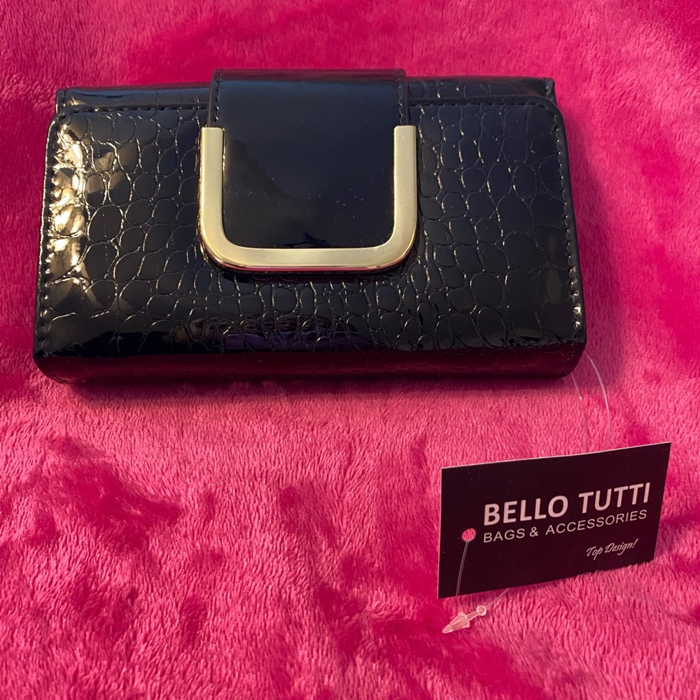 Black wallet